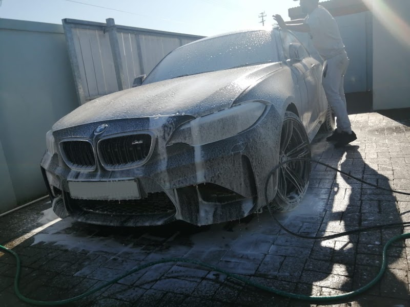 Mobie Car Wash - Photo 3